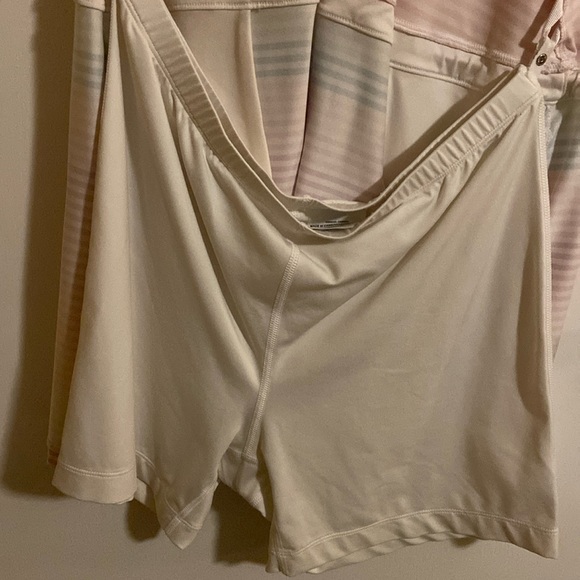 EUC Nike golf dress. - Picture 9 of 9